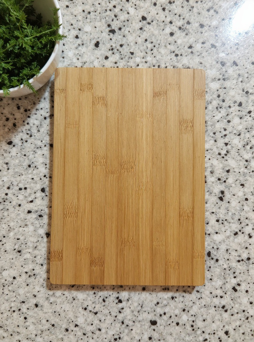 Personalized Bamboo Charcuterie Board with Custom Name Engraving – The Ultimate Bespoke Entertaining Essential